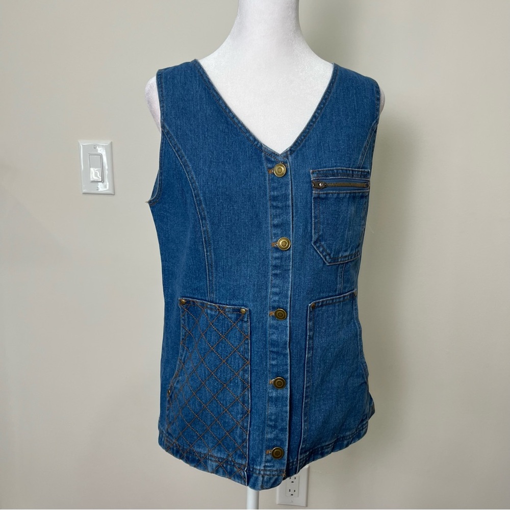 How Very Loved women’s vest